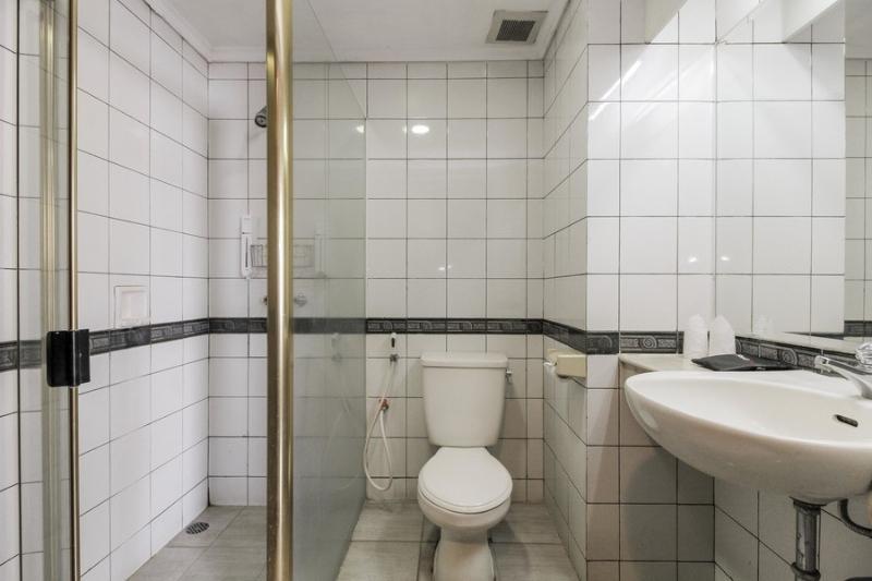 Reddoorz Plus Near Monumen Nasional Джакарта Екстериор снимка